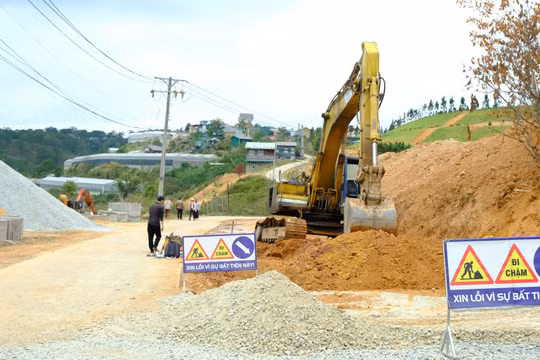 Chủ tịch UBND cấp tỉnh, cấp xã phê duyệt quyết toán vốn đầu tư dự án hoàn thành nhận bàn giao từ cấp huyện