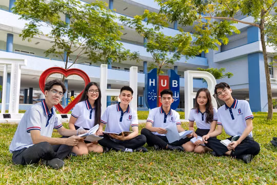 Đại học Ngân hàng TP HCM tuyển sinh 2025 với 5 phương thức xét tuyển