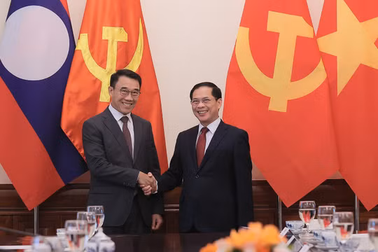 Việt Nam - Lào: Tăng cường trao đổi thông tin, chia sẻ kinh nghiệm trong chuẩn bị Đại hội Đảng
