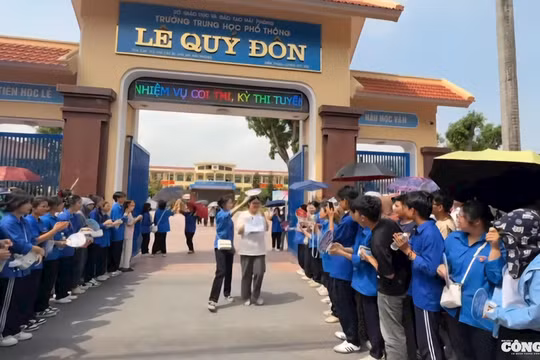 Đề thi môn Toán vào lớp 10 Hải Phòng khá 'nhẹ nhàng'