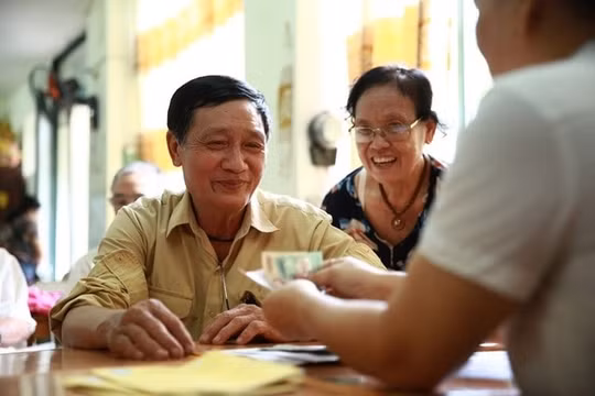 Bộ Nội vụ đề xuất vùng kinh tế - xã hội khó khăn làm căn cứ cho tuổi nghỉ hưu sớm