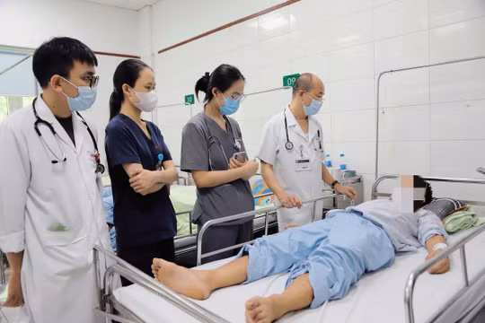 Lương khởi điểm tăng, bác sĩ vùng khó hưởng 100% phụ cấp từ 2026