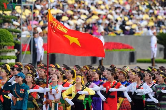 Vận dụng tư tưởng Hồ Chí Minh, tinh thần chỉ đạo của Tổng Bí thư Tô Lâm, nối dài truyền thống 95 năm - Đảng bộ Mặt trận Tổ quốc, các đoàn thể Trung ương đẩy mạnh xây khối đại đoàn kết toàn dân tộc trong kỷ nguyên mới