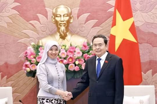 Chủ tịch Quốc hội Trần Thanh Mẫn tiếp Tổng Thư ký AIPA