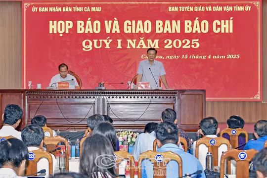 UBND tỉnh Cà Mau đề nghị báo chí hiến kế 5 nhóm vấn đề phát triển kinh tế - xã hội