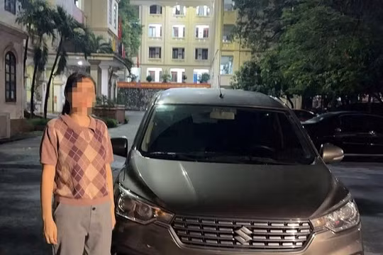 Nữ tài xế lùi xe trên cao tốc Thái Nguyên bị phạt 35 triệu đồng