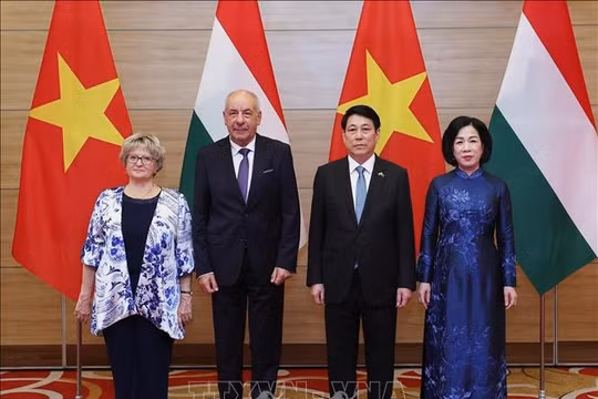 Chủ tịch nước Lương Cường và Tổng thống Hungary thống nhất đưa quan hệ song phương lên tầm cao mới