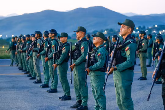 Venezuela cảnh báo sẽ đấu tranh vũ trang nếu bị Mỹ xâm lược