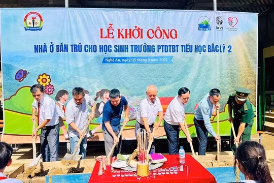 Văn phòng Kiểm toán nhà nước kết nối, hỗ trợ xây nhà bán trú cho trường học tại Nghệ An