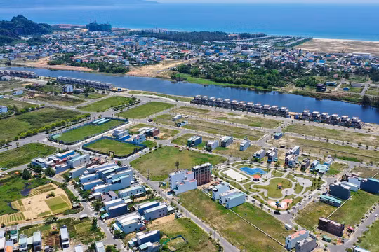 Thị trường bất động sản Đà Nẵng và Khánh Hòa tiếp tục dẫn đầu khu vực được quan tâm