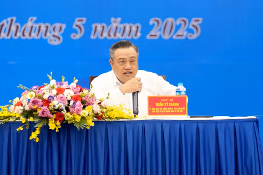 Hà Nội nghiên cứu 'gỡ khó' nhà ở xã hội, nới chuẩn thu nhập cho công nhân?