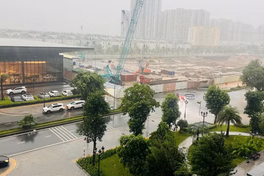Hà Nội khẩn cấp ứng phó bão số 3 Wipha, đề phòng lũ quét, sạt lở, ngập úng