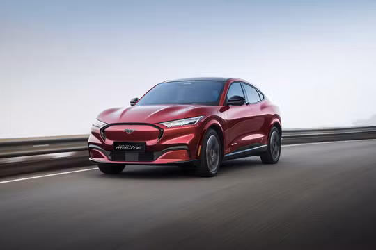 Bảng giá Ford tháng 9/2025: Thêm siêu phẩm mới, loạt xe cùng ưu đãi
