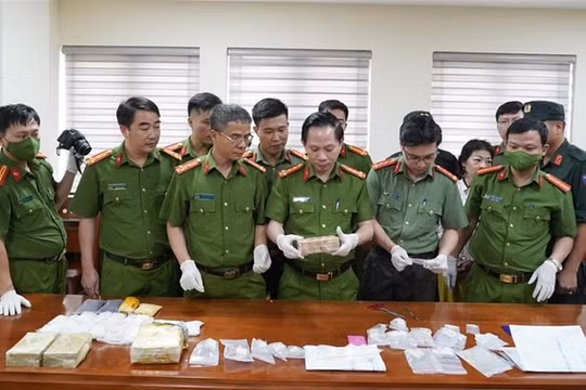 Quyết liệt giảm 'nguồn cung' ma tuý, xử lý nghiêm người đứng đầu nếu để tình hình ma tuý phức tạp