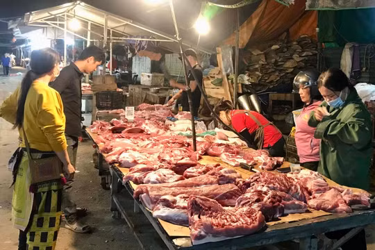 Lào Cai: Chấn chỉnh kiểm soát giết mổ động vật, bảo đảm an toàn thực phẩm Tết