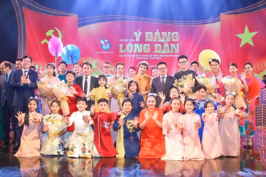 Chương trình "Ý Đảng, Lòng Dân": Truyền tải thông điệp mạnh mẽ về sự đồng lòng, đoàn kết của toàn Đảng, toàn dân