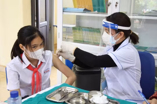 Quảng Ninh: Triển khai tiêm vắc xin Td cho trẻ 7 tuổi trong năm 2025