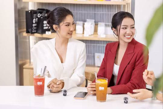Hai nàng hậu Phương Linh và Trúc Linh cùng lan tỏa tinh hoa Việt