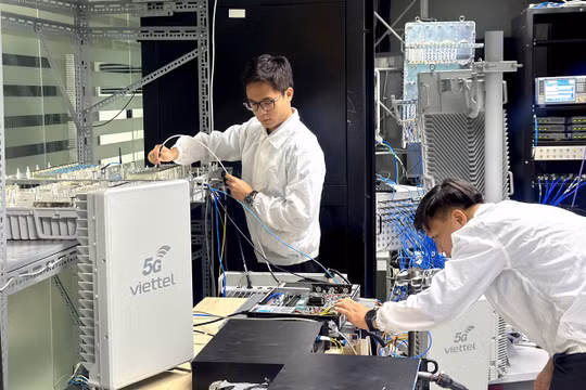 Lần đầu thiết bị viễn thông do Việt Nam sản xuất chinh phục “tiêu chuẩn vàng” toàn cầu