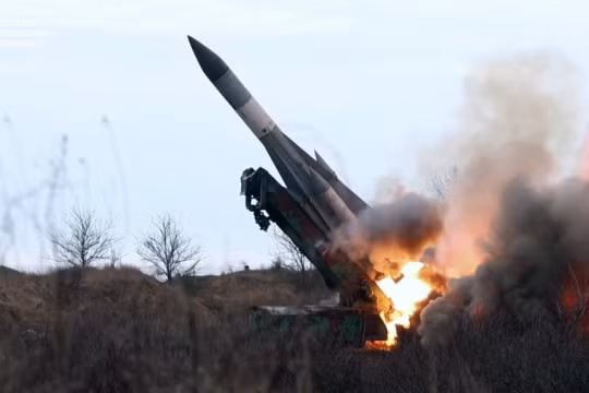 Video Ukraine dùng tên lửa Liên Xô cũ bắn rơi oanh tạc cơ Nga cách 308 km