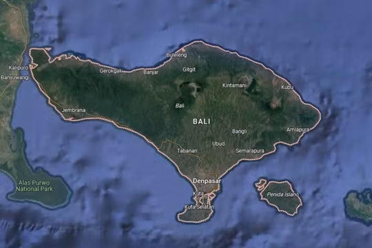 'Thiên đường du lịch' Bali có điện trở lại