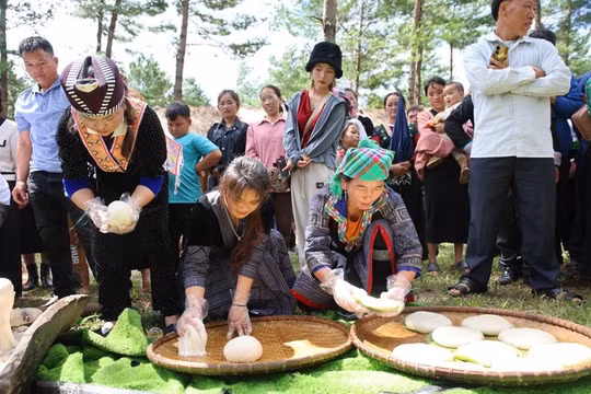 ‘Mưa đỏ’ trở thành phim Việt có doanh thu cao nhất 2025