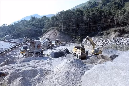 Siết chặt quy định cấp phép khai thác khoáng sản làm vật liệu xây dựng thông thường