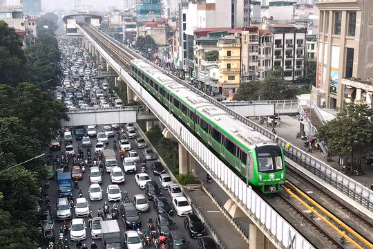 Phát triển giao thông xanh: Lấy đường sắt đô thị là “xương sống”