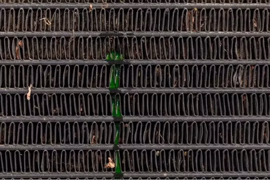 Bài thuốc dân gian sửa ô tô: Đập trứng vào bộ tản nhiệt có ngăn được rò rỉ không?