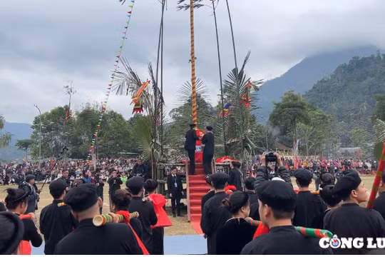 Tuyên Quang: Độc đáo Lễ hội Lồng Tông và Ngày hội Văn hóa các dân tộc huyện Lâm Bình 2025