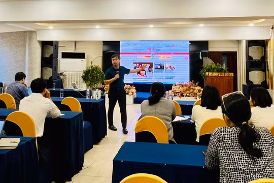 Gia Lai mở lớp bồi dưỡng kỹ năng podcast và ứng dụng AI cho đội ngũ làm báo