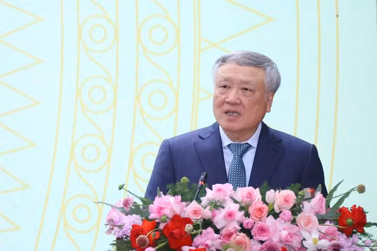 Đánh giá cán bộ phải chính xác, không thể lấy 'tuổi làm chân lý'