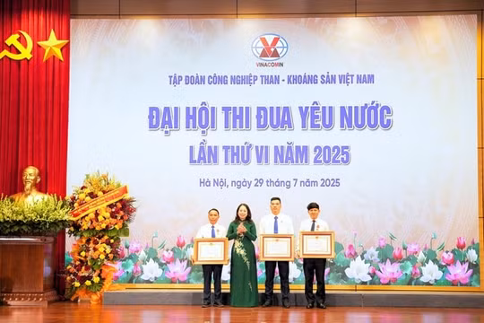 Tập đoàn Công nghiệp Than- Khoáng sản VN tổ chức Đại hội thi đua yêu nước lần thứ VI