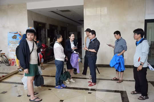 TP Huế: Ban quản lý chung cư The Manor Crow bị phê bình vì chậm trễ trong việc khắc phục hậu quả mưa bão