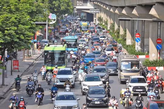 Góp ý các văn kiện Đại hội XIV của Đảng: Phát huy trí tuệ nhân dân, tạo đột phá trong phát triển hạ tầng giao thông