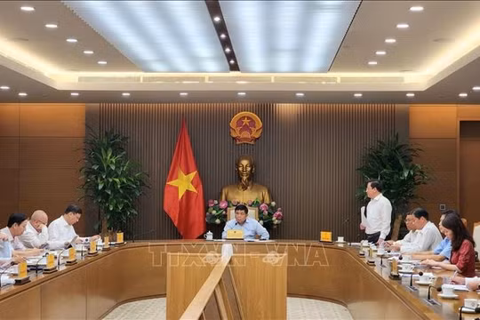 Phó Thủ tướng Nguyễn Chí Dũng: Phấn đấu hoàn thành các công trình phục vụ APEC trước từ 3-6 tháng