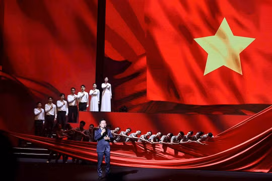 'Sao Độc lập' 2025 diễn ra hùng tráng và lan tỏa mạnh mẽ tinh thần 'Vì một Việt Nam thịnh vượng'