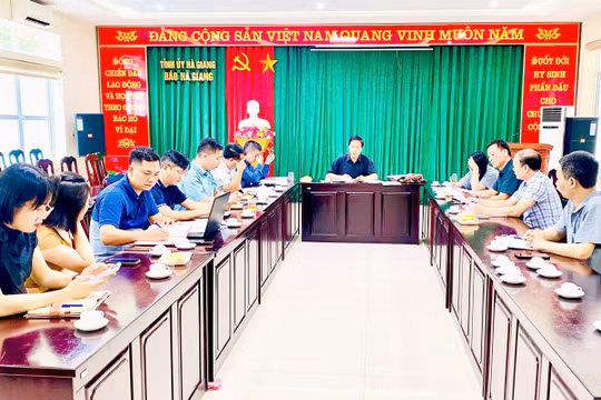Hà Giang lựa chọn 55 tác phẩm báo chí xuất sắc đoạt Giải Báo chí tỉnh