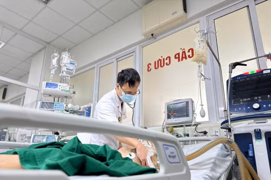 Tiêm thuốc giảm đau tại phòng khám tư, người bệnh bị nhiễm khuẩn nặng