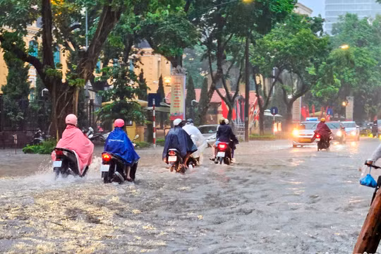 Vùng núi Bắc Bộ tiếp tục mưa, cảnh báo lũ quét và sạt lở