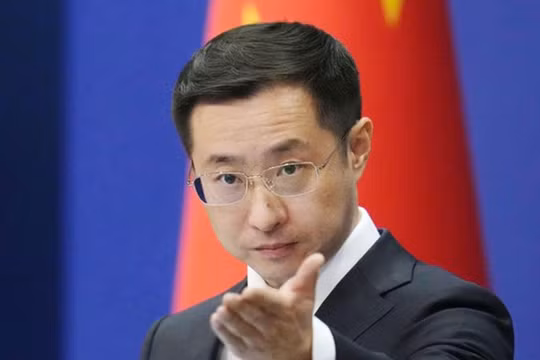 Trung Quốc và Nga chỉ trích cáo buộc lính đánh thuê Trung Quốc chiến đấu ở Ukraine