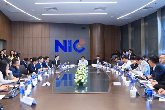 Việt Nam cần làm gì để phát triển các ngành công nghệ chiến lược trong 1-2 năm tới?