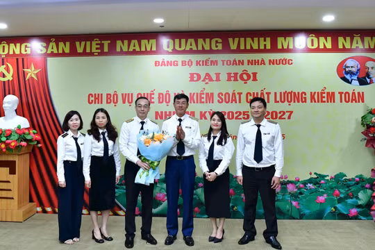 Đại hội Chi bộ Vụ Chế độ và Kiểm soát chất lượng kiểm toán