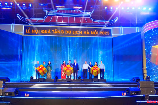 Khai mạc Lễ hội Quà tặng Du lịch Hà Nội năm 2025