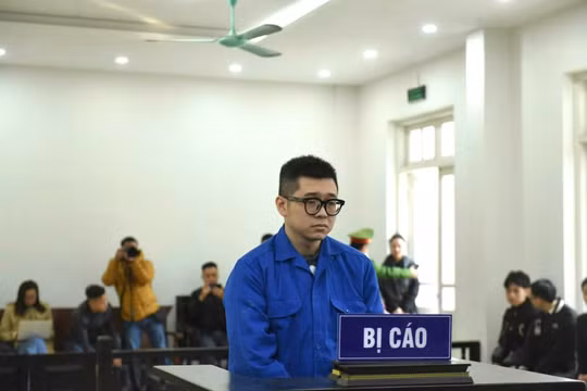 Hoãn xét xử vụ Đặng Chí Thành tấn công phụ nữ ở Hà Nội