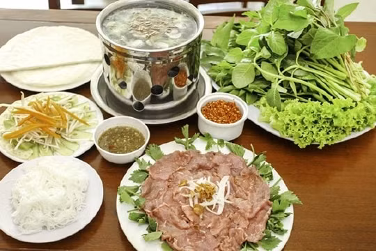 Bò nhúng giấm vào top 10 món thịt ngon nhất châu Á