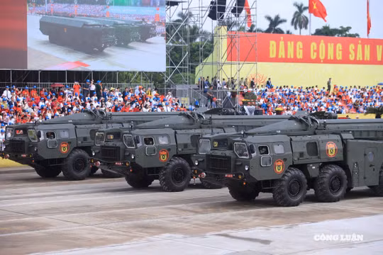‘Chiêm ngưỡng’ dàn khí tài đặc biệt trong tổng duyệt diễu binh, diễu hành A80