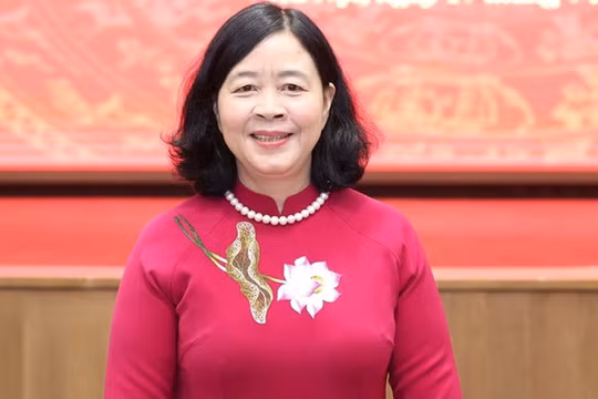 Bà Bùi Thị Minh Hoài giữ chức Bí thư Đảng ủy Mặt trận Tổ quốc, các đoàn thể Trung ương