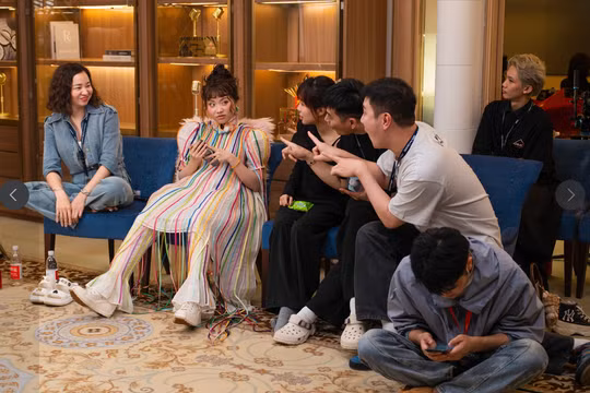Thua đậm tại show Trung Quốc, đại diện ca sĩ Phương Mỹ Chi nói gì?