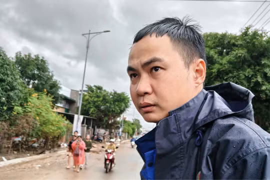 Từ miền ngập sâu, những bản tin vượt lũ trở về
